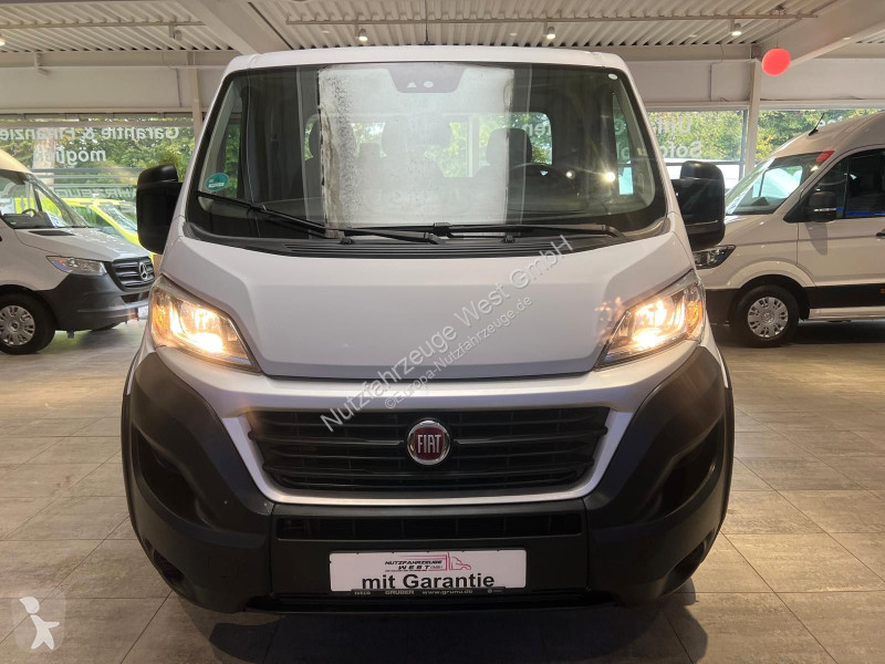 Véhicule utilitaire Fiat...