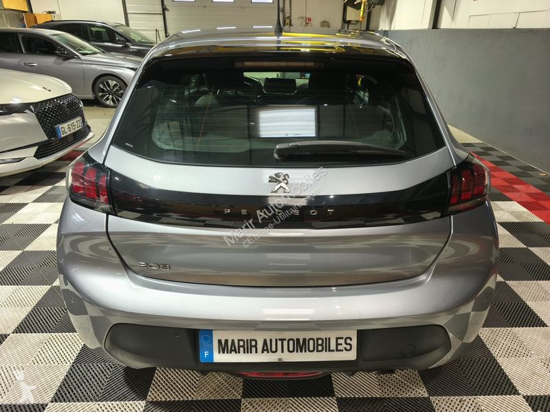 Véhicule utilitaire Peugeot 208