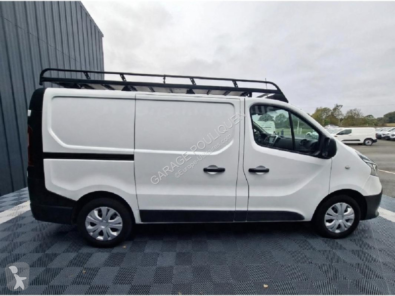 Véhicule utilitaire Renault FGN 2.0 DCI 120...