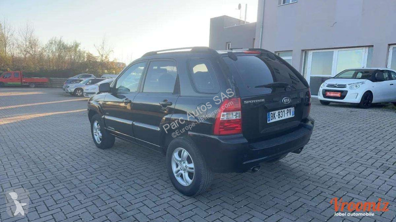 KIA  van