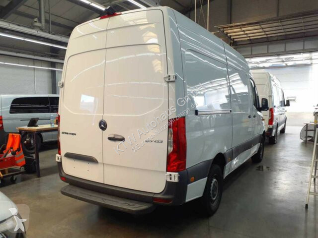 عربة نفعية Mercedes Sprinter 317...
