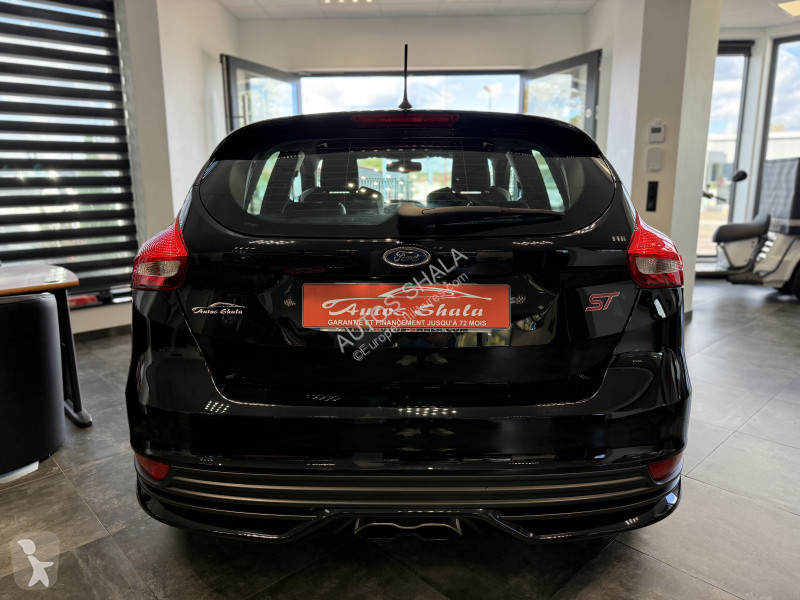 Véhicule utilitaire Ford FOCUS 2.0 ECOBOOST...