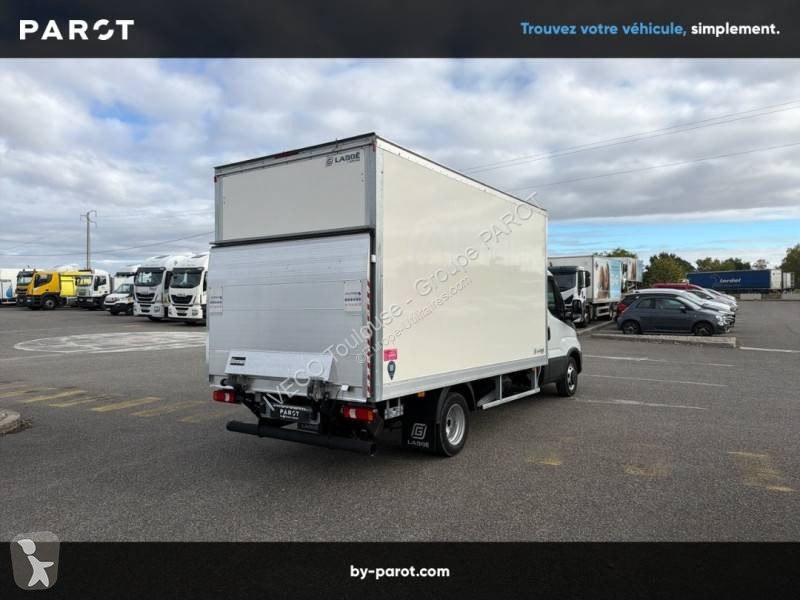 Véhicule utilitaire Iveco