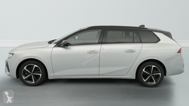 Opel Sports Tourer Transporter