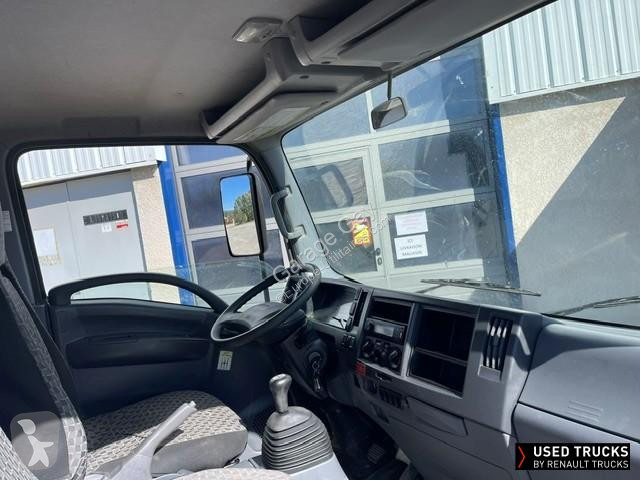 Véhicule utilitaire Isuzu