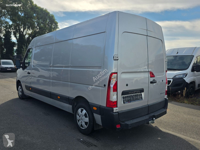 Véhicule utilitaire Renault master
