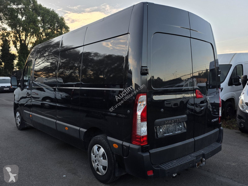 Véhicule utilitaire Renault master