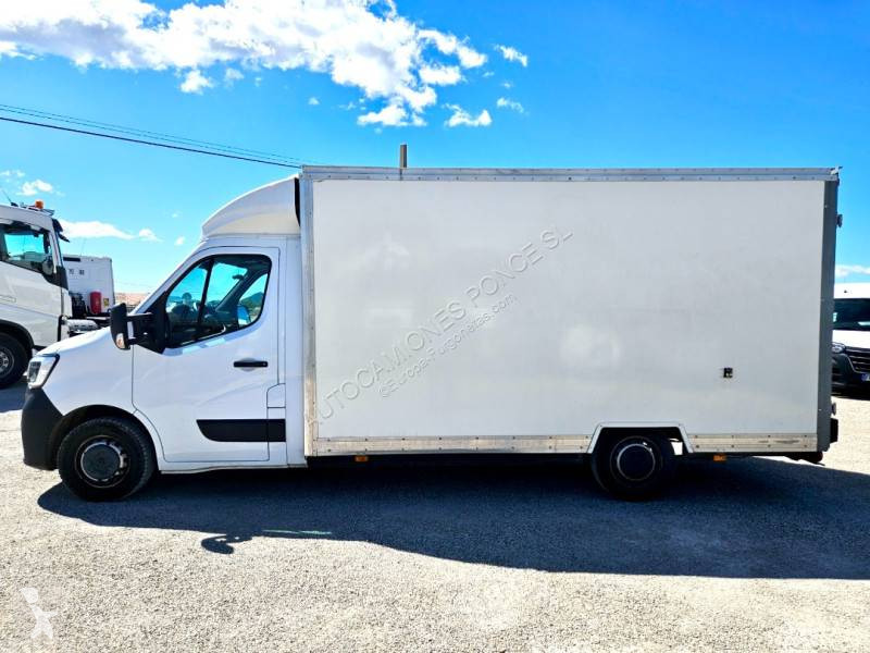 Véhicule utilitaire Renault 150.35