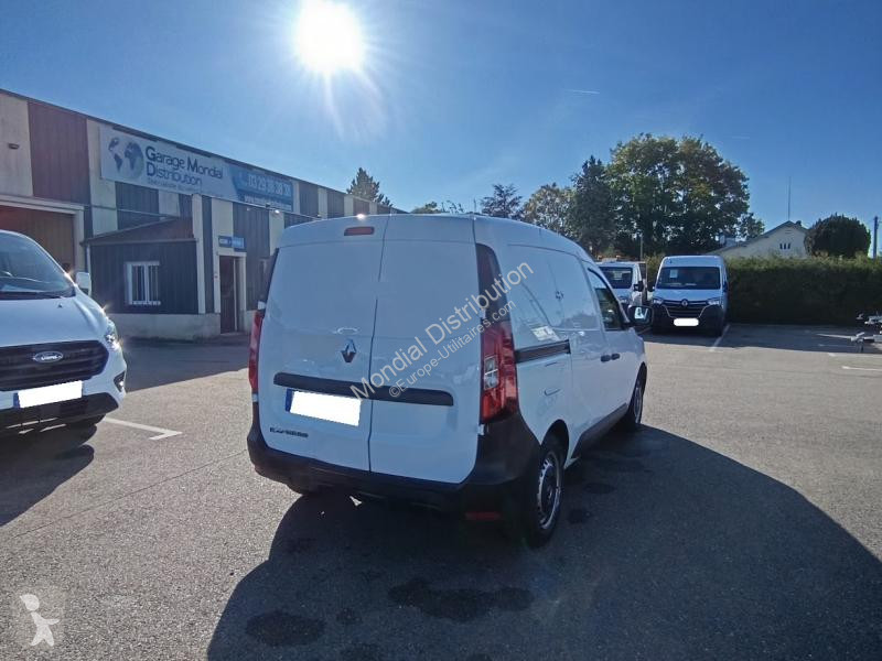 Véhicule utilitaire Renault DCI 95 CONFORT