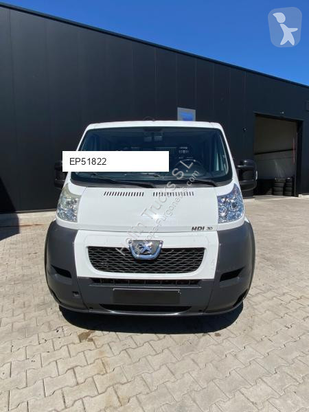 Véhicule utilitaire Peugeot