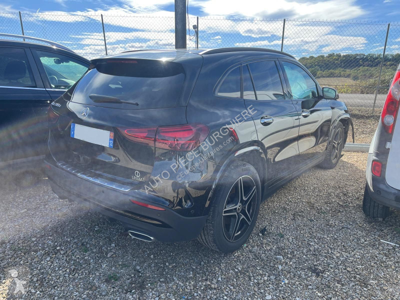 Véhicule utilitaire Mercedes GLA 200d CDi 150...