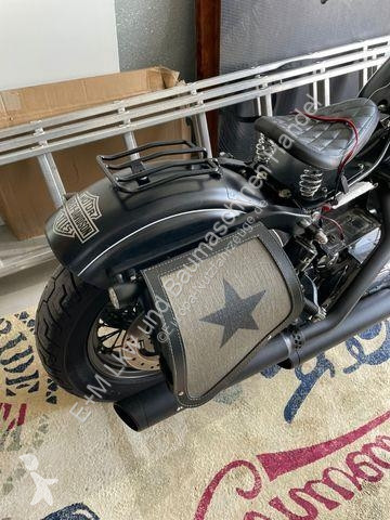 Véhicule utilitaire  Road King FLHR