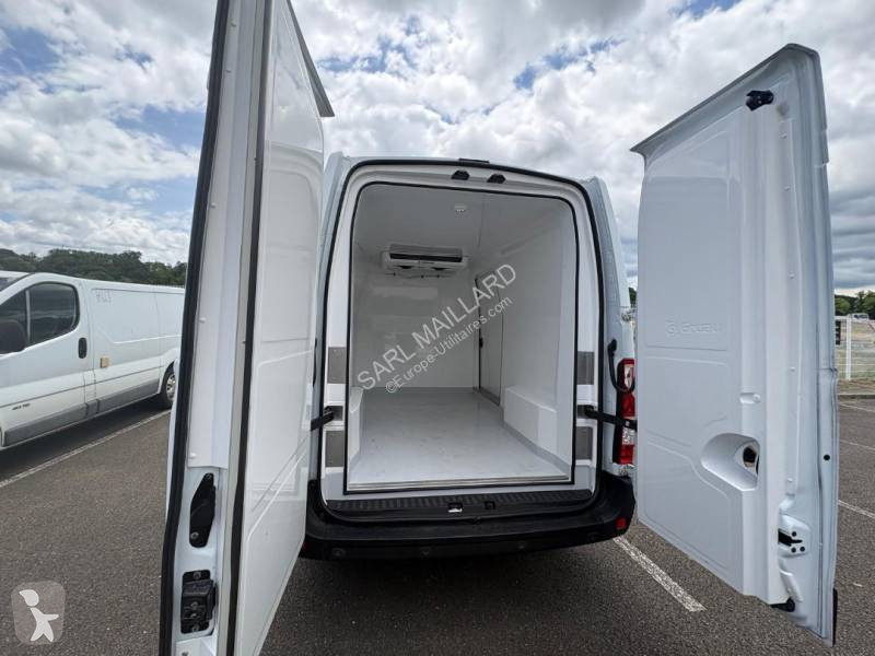 Véhicule utilitaire Renault 2.3 Blue dCi 135Ch...