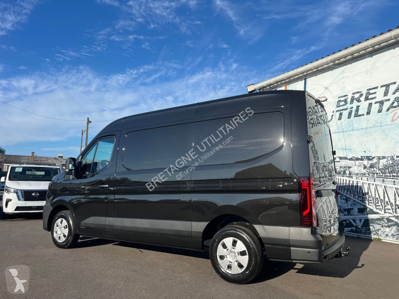 Nissan INTERSTAR FG NEUF: L2H2 3T5 2.0 DCI...