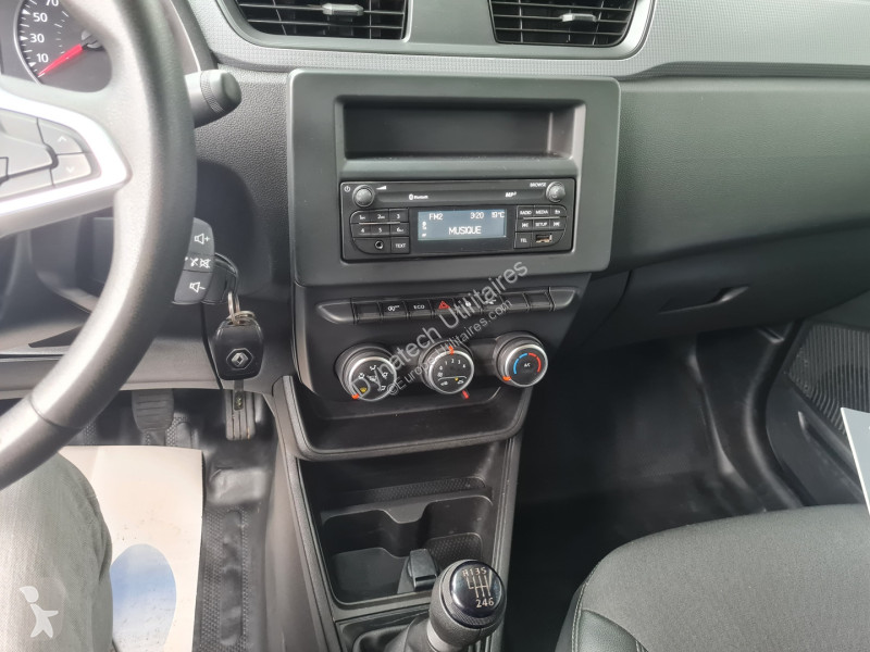 Véhicule utilitaire Renault EXPRESS VAN 1.5...