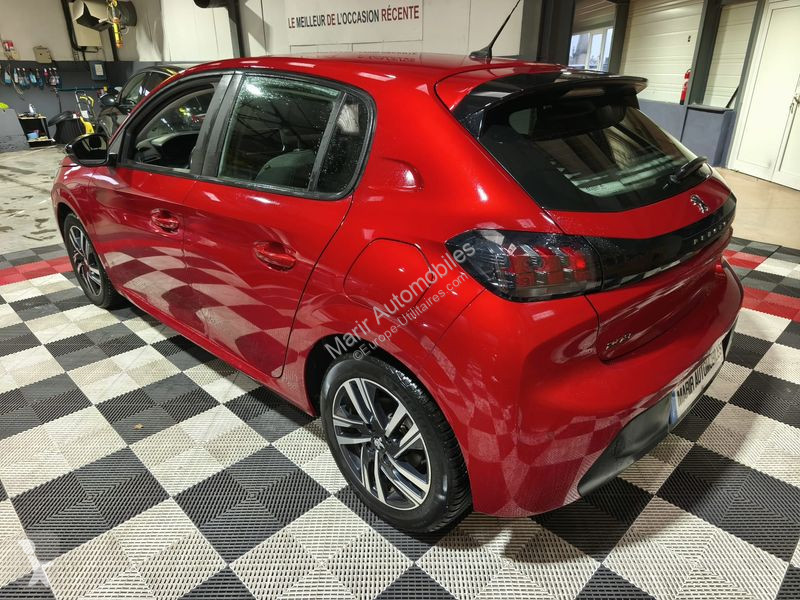 Užitkové vozidlo Peugeot 208