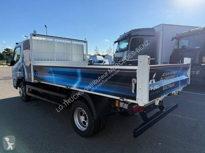 Véhicule utilitaire Fuso 3C15