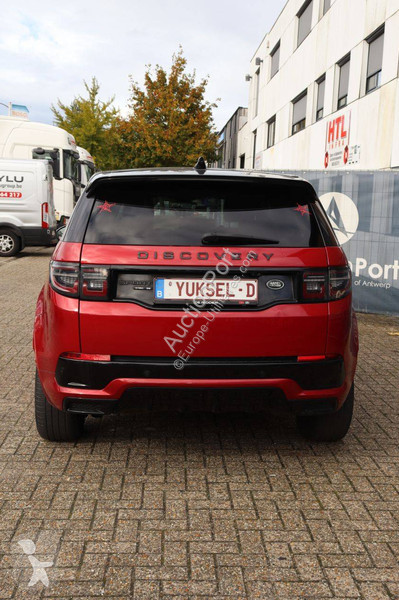 Véhicule utilitaire Land Rover D180 Sport