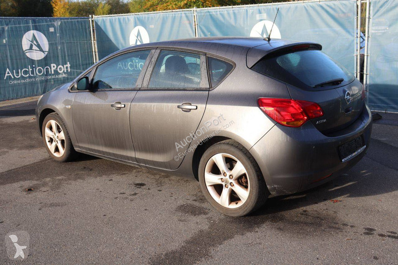 Véhicule utilitaire Opel
