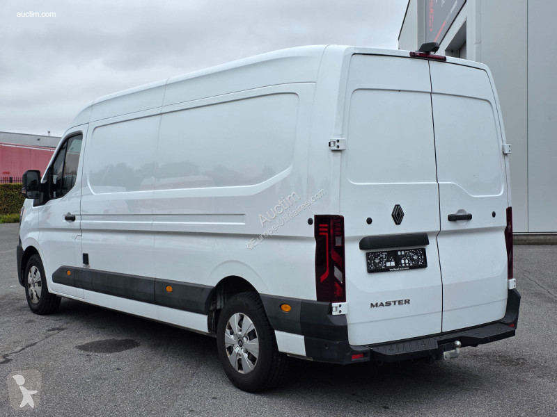 Véhicule utilitaire Renault master
