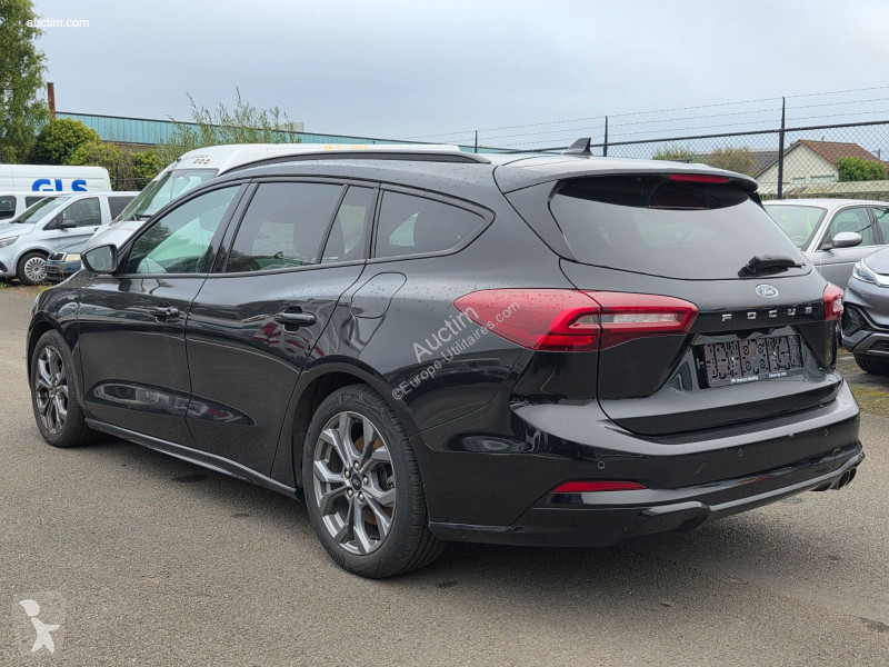 Véhicule utilitaire Ford focus