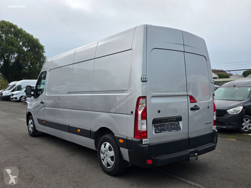Véhicule utilitaire Renault master