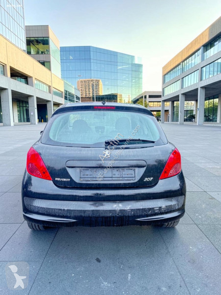 Véhicule utilitaire Peugeot 207