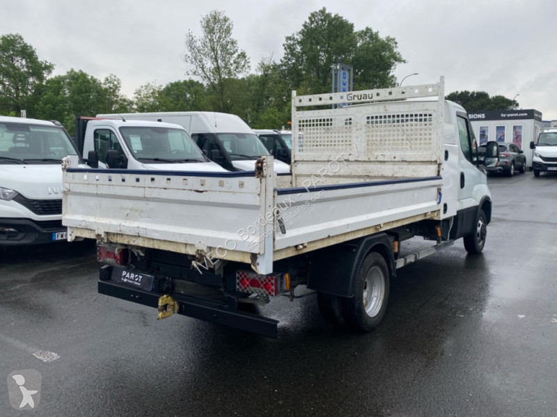 Véhicule utilitaire Iveco 35C16H3.0 Empattement...