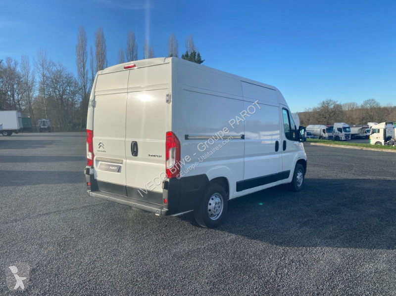 Véhicule utilitaire Citroën 30 L2H2 2.2 BlueHDi...