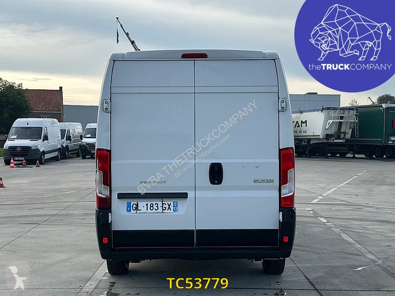 Véhicule utilitaire Peugeot Peugeot boxer 130cv...
