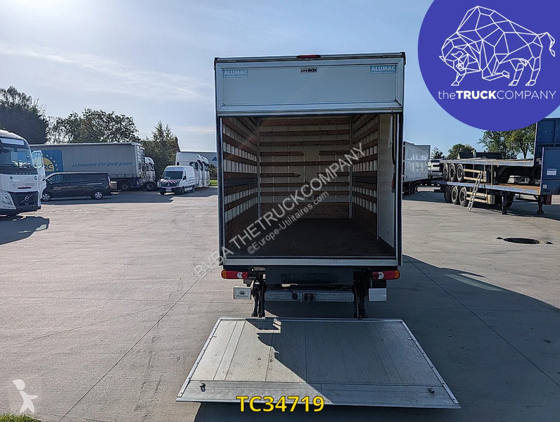 Véhicule utilitaire Renault 2.3 DCI KOFFER MET...