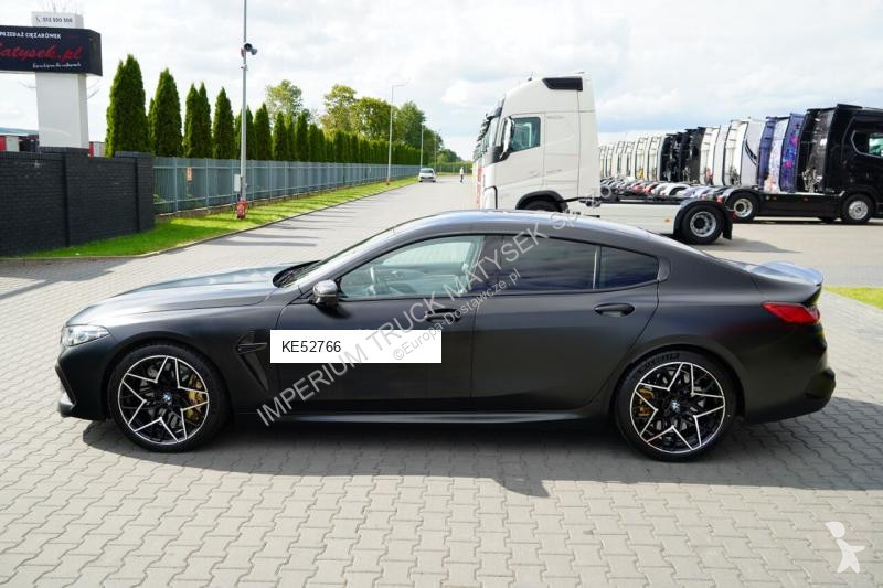 Véhicule utilitaire BMW M8