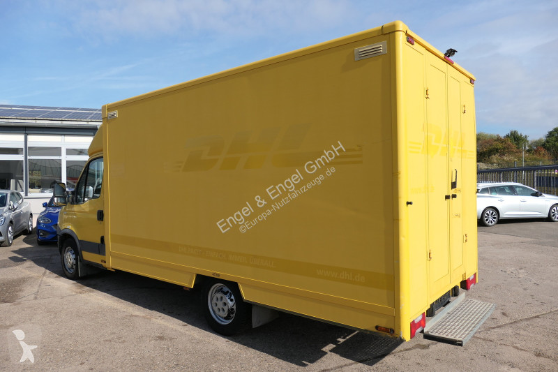 Véhicule utilitaire Iveco Daily 35 S11 C30C...