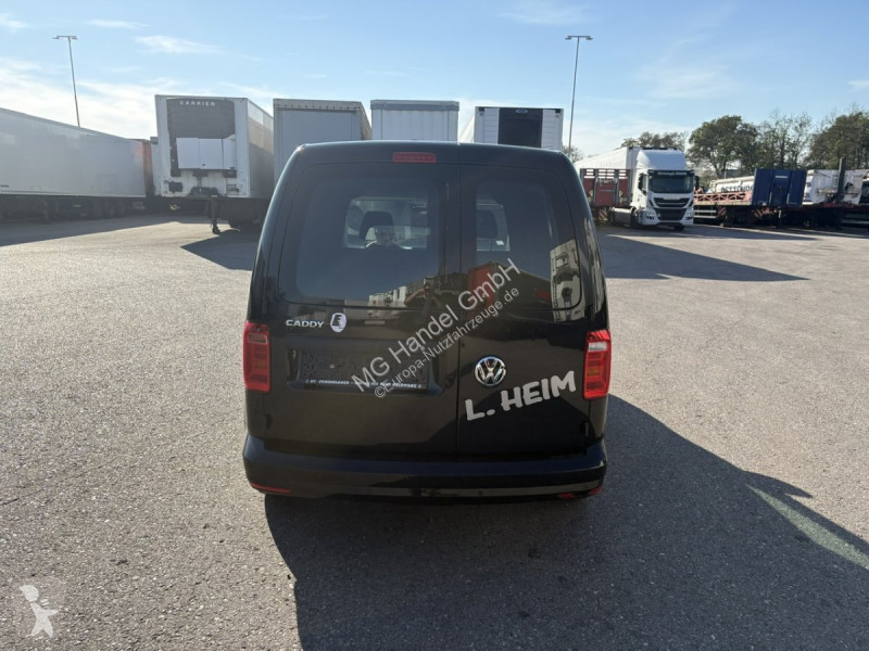 Véhicule utilitaire Volkswagen Caddy  2.0 TDI...