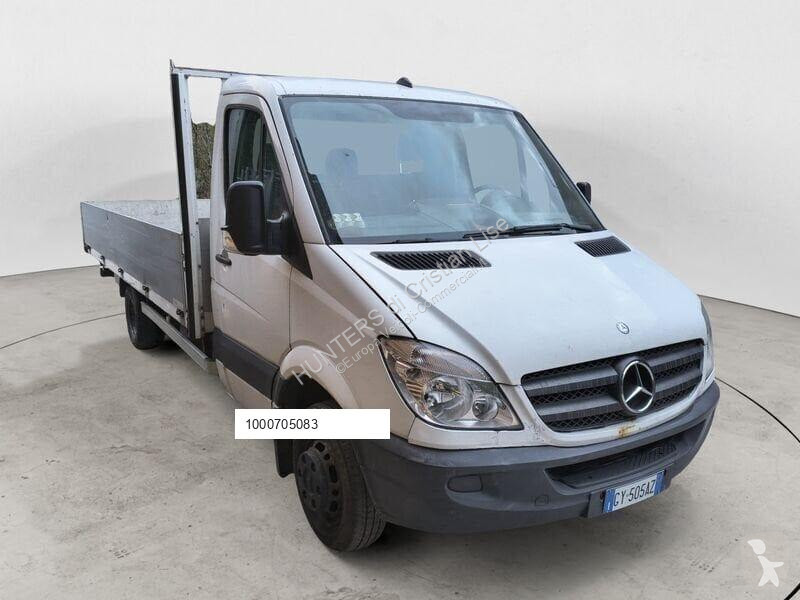 Véhicule utilitaire Mercedes 518