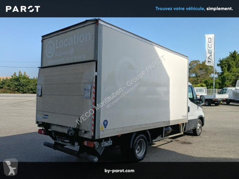 Véhicule utilitaire Iveco 35C16H3.0 empattement...