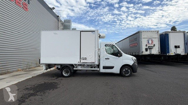 Véhicule utilitaire Renault FRIGO 12M3 165 CV...
