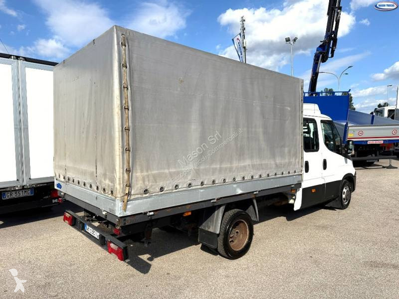 Iveco 35C11 van