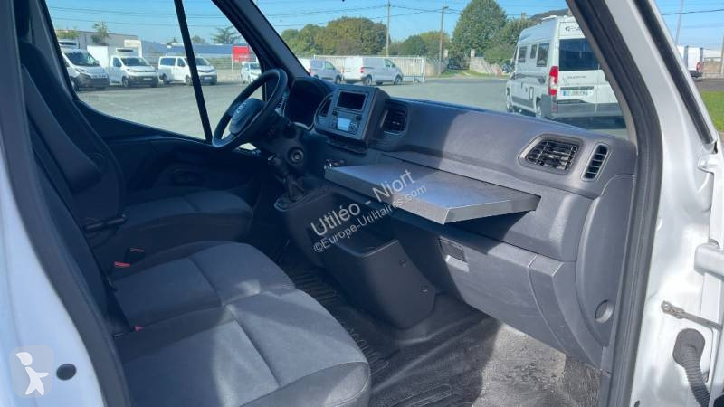 Nissan  van