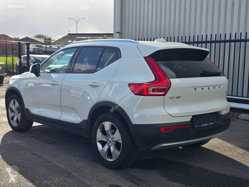 Volvo xc40 van