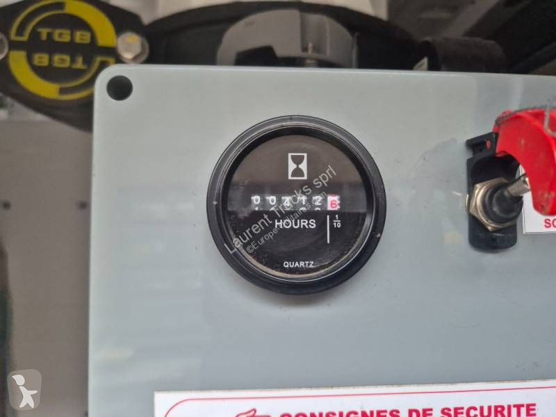 Furgoneta Renault 145.35
