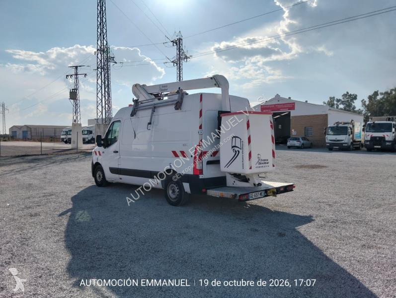 Renault 2.3 DCI 150 van
