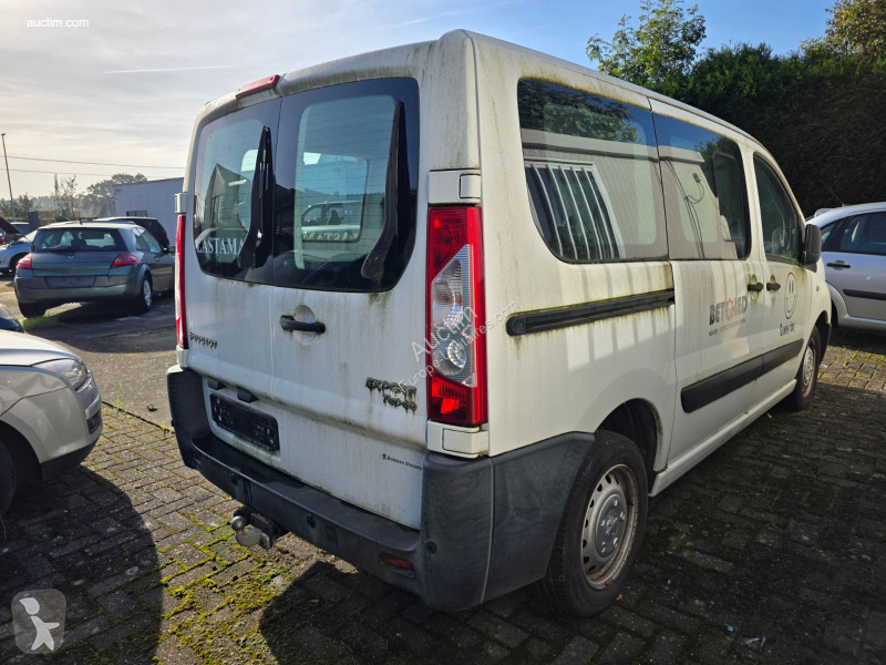 Peugeot expert van
