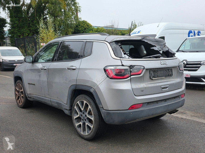 Jeep compass van