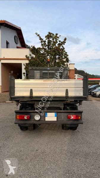 Mitsubishi Fuso 5S13 van