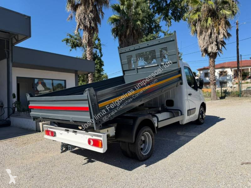 Renault 125 DCI van