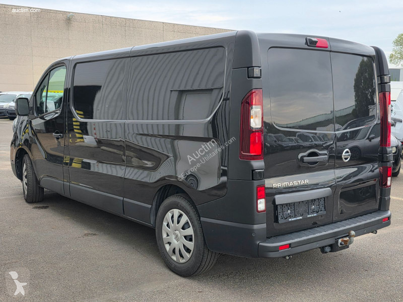 Nissan primastar van