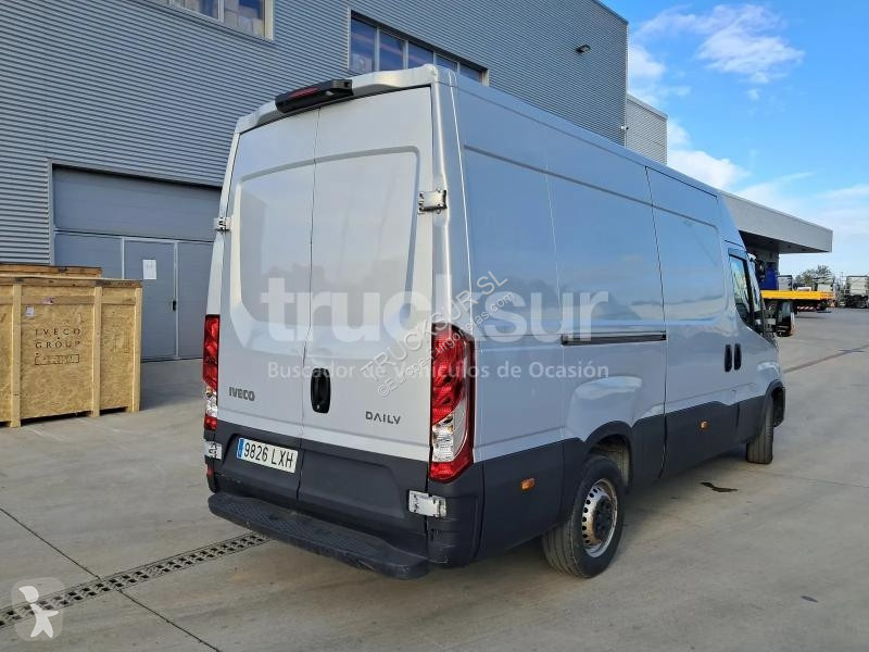 Furgoneta Iveco DAILY 35S14 12M3