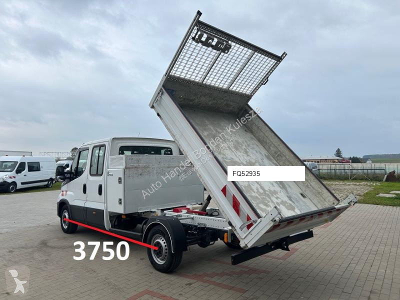 Iveco 35s18 van