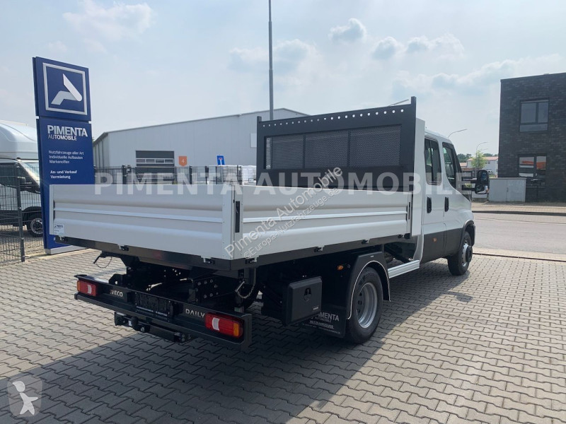 Užitkové vozidlo Iveco 70C18H MY26 DOKA...